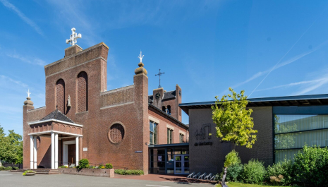 Onze Lieve Vrouwe Onbevlekt Ontvangen Kerk (Nieuw-Ve...