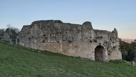 Memorie di pietra: archeotour nell'antica Casinum