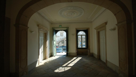 Arquivos: construídos no Presente ... alicerçados no Passado … projetados no Futuro!