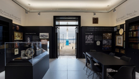 Greenock Burns Club, Custom House