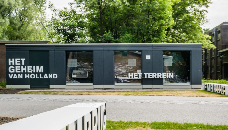 Hembrug Museum op het Hembrugterrein en rondleidinge...