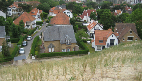 Ontdek architecturale pareltjes in de beschermde Dumontwijk en de zgn. Houtsaegerwijk