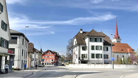 DIE ENTWICKLUNG ZUM MODERNEN DORF