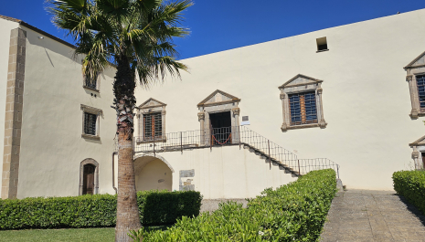 Il Palazzo Zapata a Barumini e i complessi feudali nell’Età Moderna”