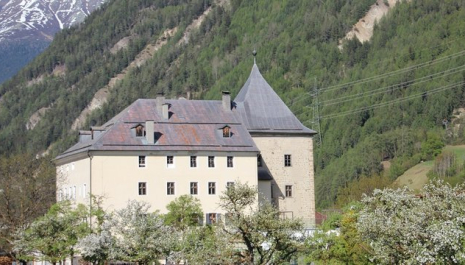 Schloss Sigmundsried in Ried im Oberinntal