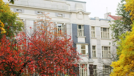 Jugendstilgebäude der Vienna Business School Hamerlingplatz