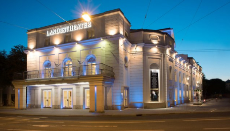 Salzburger Landestheater: Das Geheimnis des Eisernen Vorhangs