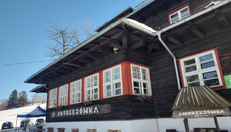 Od Andreas Baude do Andrzejówki, czyli historia Schroniska PTTK Andrzejówka Organizator