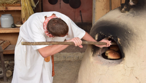 Le pain antique : de la fabrication à la dégustation