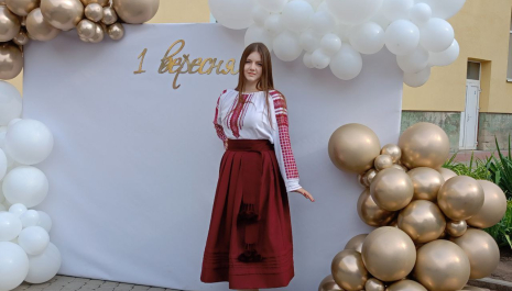 school celebration, traditional clothing, identity